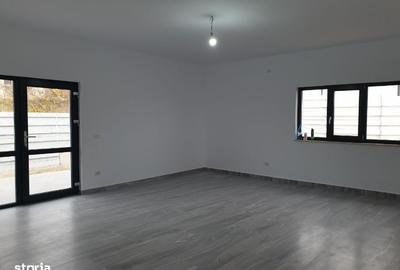 Casă cu 4 camere în Valea Lupului - 14