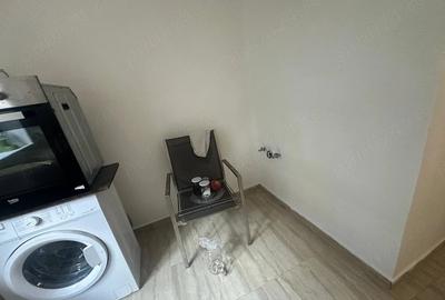 Casă cu Teren 3000 Mp în Central