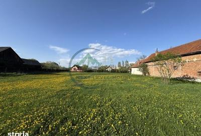 Teren de 9414 mp, în Chichiș