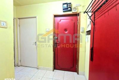 Apartament cu 3 camere semidecomandat în Aurel Vlaicu