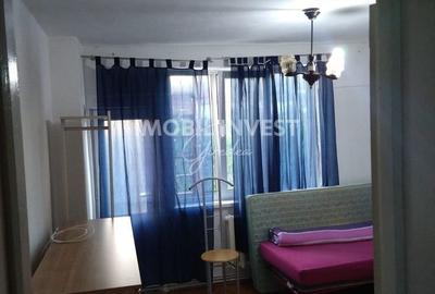 Casă cu 10 camere cu Teren 300 Mp în Cetate - 1