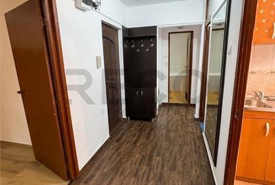 Apartament cu 3 camere în Decebal - 12