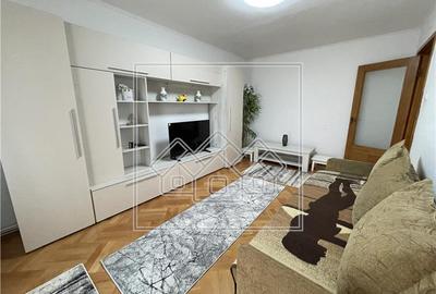 Apartament cu 3 camere decomandat în Aeroport - 1