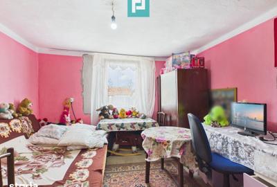 Casă cu 4 camere cu Teren 2253 Mp în Almaș - 11