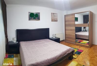 Apartament cu 4 camere în Barieră