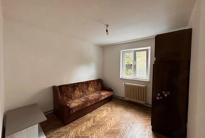 Apartament cu 2 camere decomandat în Dacia