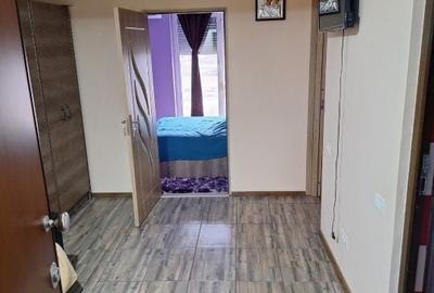 Garsonieră în Vest