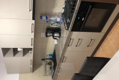 Apartament cu 3 camere semidecomandat în Central - 5