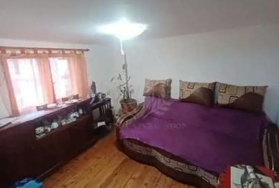 Casă cu 6 camere cu Teren 400 Mp în 8 Martie - 5