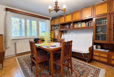 Apartament cu 3 camere semidecomandat, mobilat în Tudor