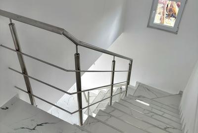 Casă cu 4 camere în Central - 10