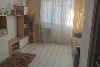 Garsonieră semidecomandată în Baza 3