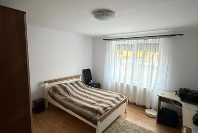 Casă cu Teren 600 Mp în Central