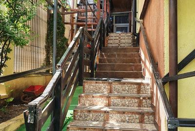 Casă cu 4 camere cu Canalizare în Ovidiu - 1