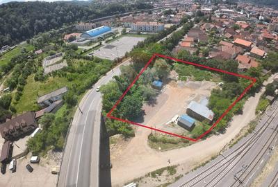 Teren Construcții intravilan de 3297 mp, în Nord - 3