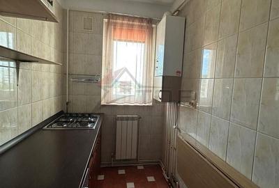 Apartament cu 2 camere decomandat în Alexandru cel Bun