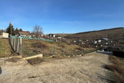 Teren Construcții intravilan de 752 mp, în Rediu - 1