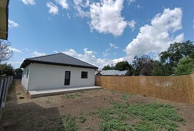 Casă cu 4 camere cu Teren 455 Mp în Câmpineanca