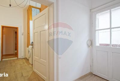 Apartament cu 2 camere în Schei - 2