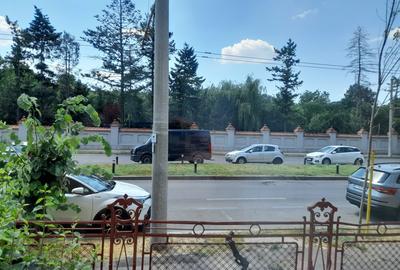 Apartament cu 2 camere semidecomandat în Cotroceni