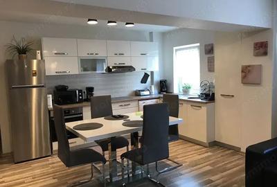 Apartament cu 3 camere decomandat în Titan - 2