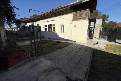 Casă cu 2 camere cu Canalizare în Unirii
