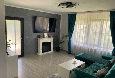 Casă cu 4 camere în Central