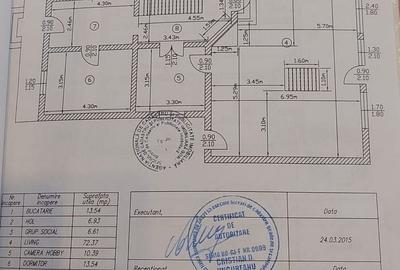 Casă cu 10 camere cu Teren 360 Mp în Baia de Fier