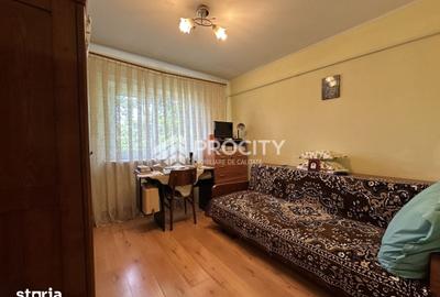 Apartament cu 3 camere decomandat în Canta - 6