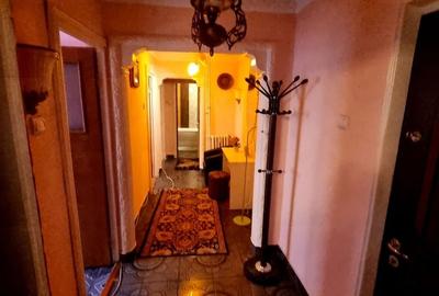 Apartament cu 3 camere decomandat, mobilat în Km 4-5 - 12