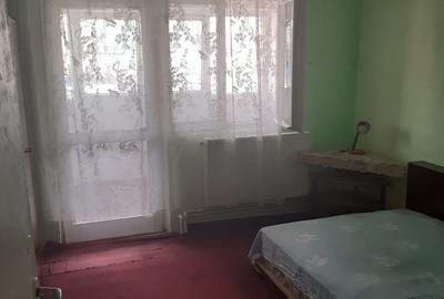 Apartament cu 3 camere decomandat în Central - 3