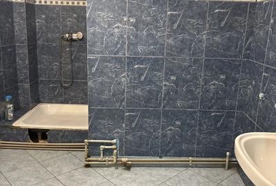 Casă cu Teren 200 Mp în Central
