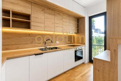 Apartament cu 2 camere semidecomandat, mobilat în Pipera