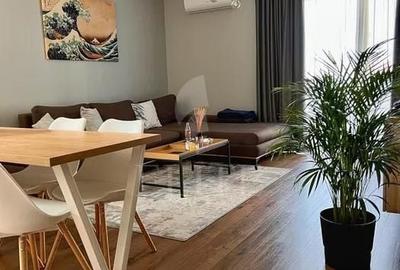 Apartament cu 3 camere în Zorilor