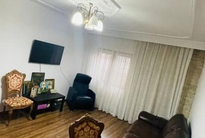 Apartament cu 4 camere decomandat, mobilat în Trocadero - 10