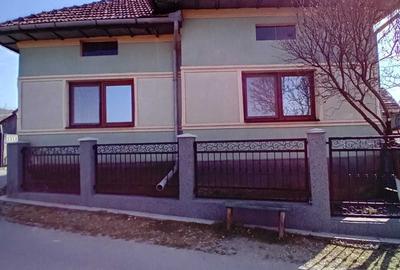 Casă cu 3 camere în Chitid - 2