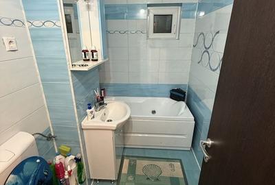 Apartament cu 2 camere nedecomandat în Cetate