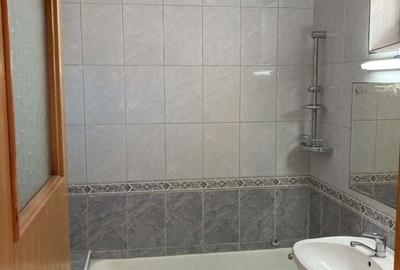 Apartament cu 2 camere semidecomandat în Obor
