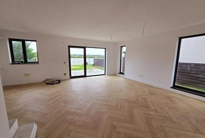 Duplex cu 4 camere cu Teren 290 Mp în Corbeanca - 9
