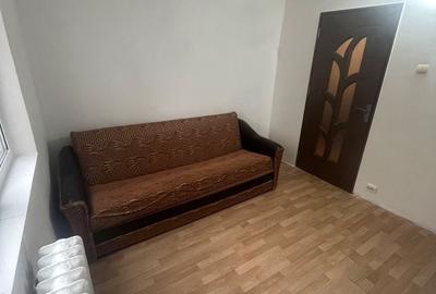 Apartament cu 2 camere în Podu Roș