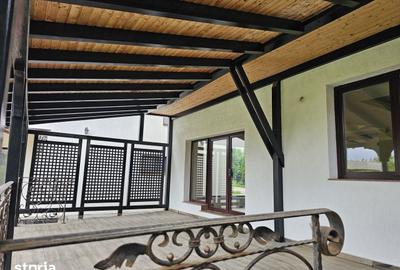 Casă cu 5 camere cu Teren 600 Mp în Valea Lupului - 1