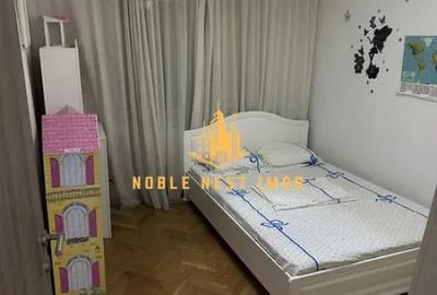 Apartament cu 3 camere decomandat în Eremia