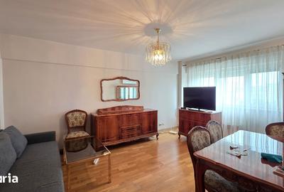Apartament cu 2 camere decomandat în Gara de Nord