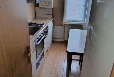 Apartament cu 4 camere în Vasile Aaron - 3