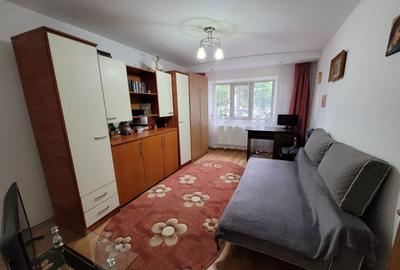 Apartament cu 3 camere decomandat în Fălticeni - 2