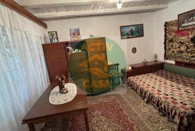 Casă cu 2 camere cu Teren 1000 Mp în Butea
