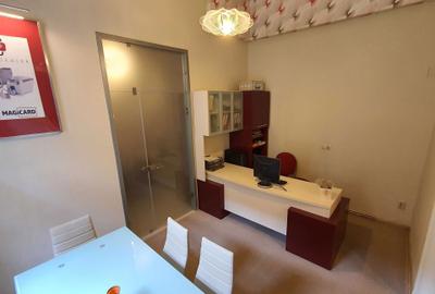 Apartament cu 3 camere semidecomandat în Ultracentral - 1