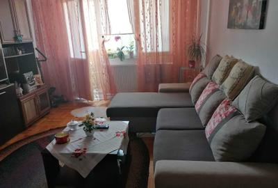 Apartament cu 3 camere decomandat în Central - 4