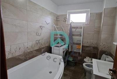 Apartament cu 2 camere semidecomandat în Tractorul - 10