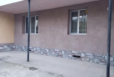 Apartament cu 3 camere decomandat în Central - 8